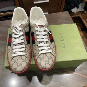 Authentic Men’s Gucci AC GG Supreme Sneaker